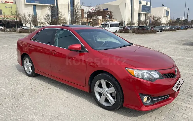 Toyota Camry 2013 годаүшін3 750 000 тг. в Актобе