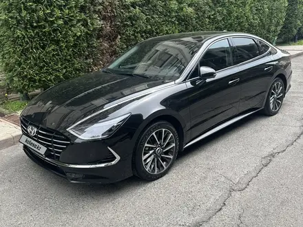 Hyundai Sonata 2021 года за 12 500 000 тг. в Алматы – фото 2