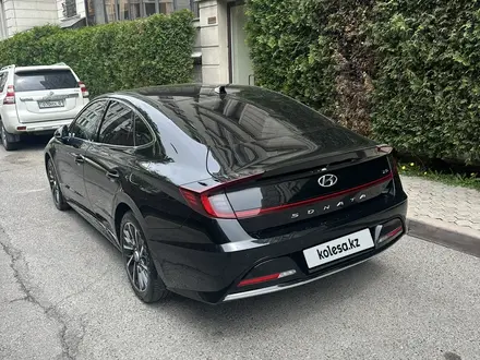 Hyundai Sonata 2021 года за 12 500 000 тг. в Алматы – фото 5