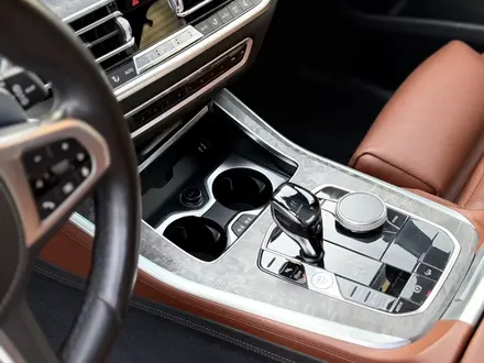 BMW X5 2019 года за 27 500 000 тг. в Алматы – фото 18