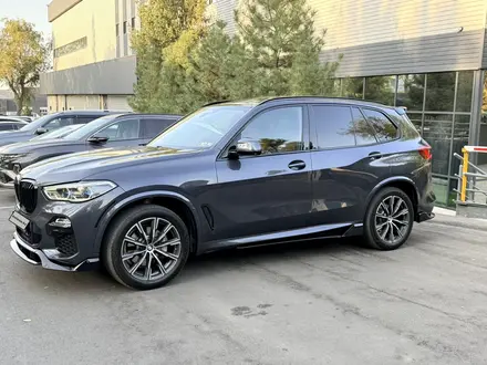 BMW X5 2019 года за 27 500 000 тг. в Алматы – фото 6