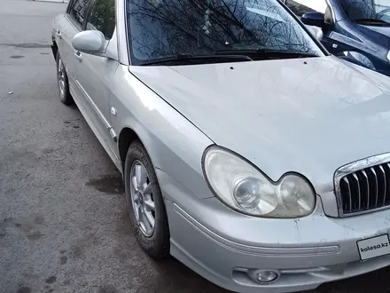 Hyundai Sonata 2002 года за 1 000 000 тг. в Экибастуз – фото 4