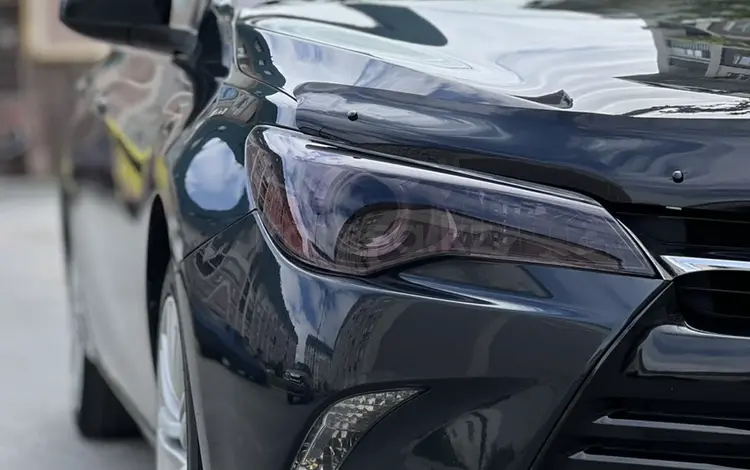 Toyota Camry 2015 года за 9 500 000 тг. в Атырау