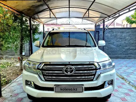 Toyota Land Cruiser 2016 года за 34 000 000 тг. в Атырау