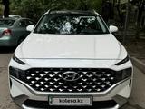 Hyundai Santa Fe 2023 года за 19 800 000 тг. в Алматы