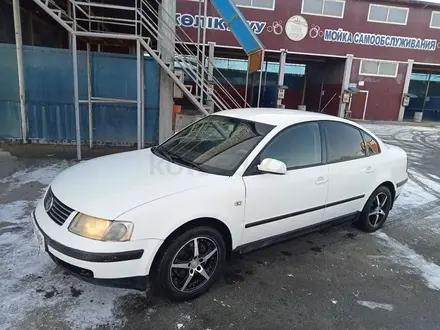 Volkswagen Passat 2000 года за 2 350 000 тг. в Тараз