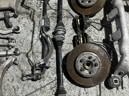 Задняя ходовая часть bmw e60 550 4.8l за 20 000 тг. в Караганда – фото 4