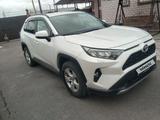 Toyota RAV4 2021 года за 18 000 000 тг. в Павлодар