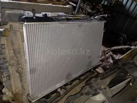 Радиатор на субару за 15 000 тг. в Уральск – фото 2