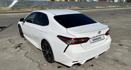 Toyota Camry 2018 годаfor11 500 000 тг. в Атырау – фото 4