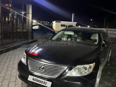 Lexus LS 460 2008 года за 5 200 000 тг. в Астана – фото 2