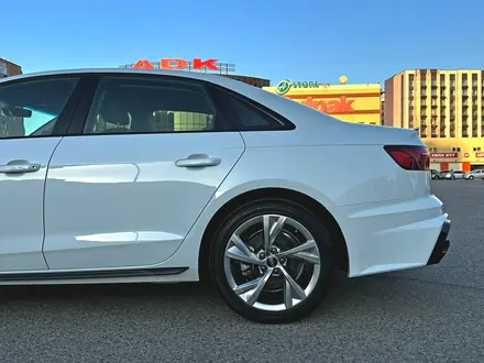 Audi A4 2022 года за 17 960 000 тг. в Алматы – фото 24