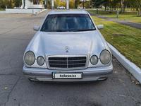 Mercedes-Benz E 200 1998 годаfor2 100 000 тг. в Астана