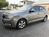 Skoda Rapid 2013 года за 2 900 000 тг. в Шымкент