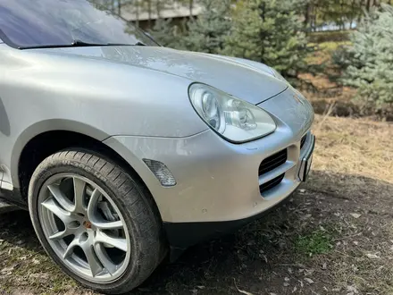 Porsche Cayenne 2003 года за 6 500 000 тг. в Алматы – фото 3