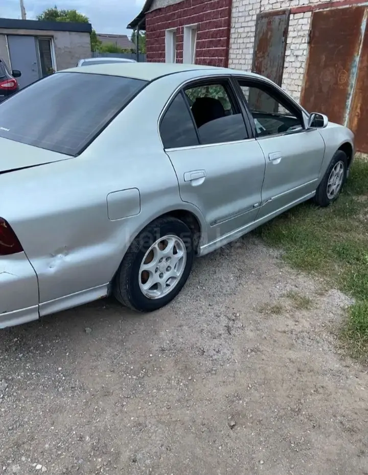 Mitsubishi Galant, 2003