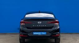 Hyundai Elantra 2020 года за 8 980 000 тг. в Алматы – фото 4