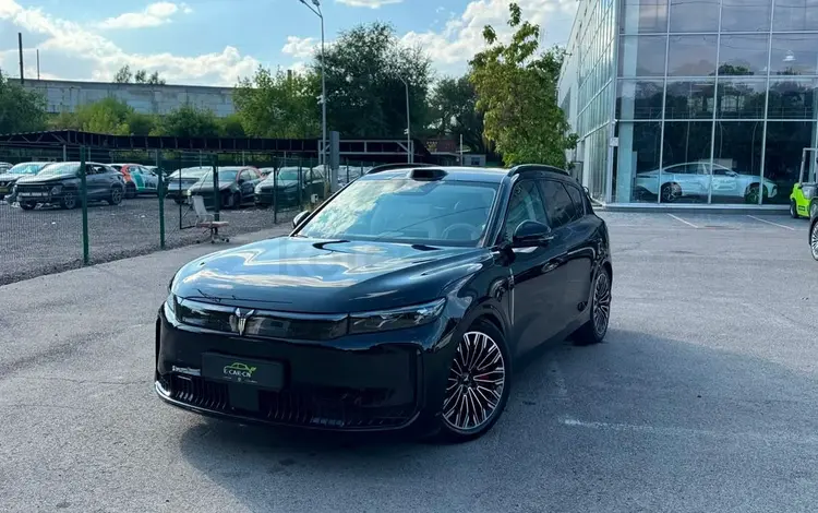 Voyah Free Plus AWD 2025 года за 21 800 000 тг. в Алматы