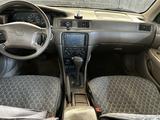 Toyota Camry 2000 года за 3 400 000 тг. в Шымкент – фото 2