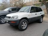 Toyota RAV4 1996 года за 3 500 000 тг. в Жанаозен – фото 2