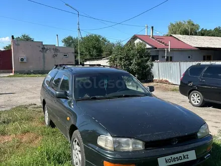 Toyota Camry 1993 года за 2 000 000 тг. в Талдыкорган – фото 2