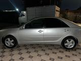 Toyota Camry 2002 года за 4 800 000 тг. в Тараз – фото 2