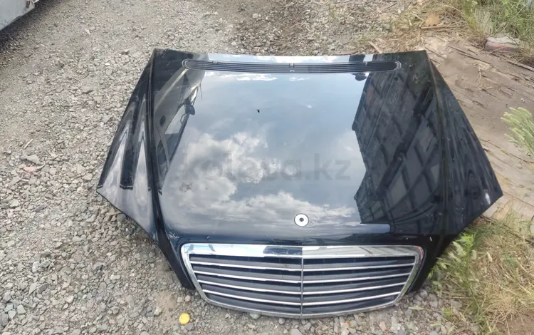 Капот Mercedes за 100 000 тг. в Костанай