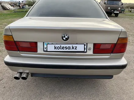 BMW 520 1992 года за 2 300 000 тг. в Астана – фото 2