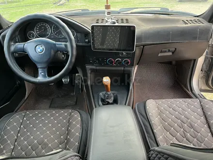 BMW 520 1992 года за 2 300 000 тг. в Астана – фото 3