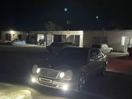 Mercedes-Benz E 280 1998 года за 3 000 000 тг. в Актау – фото 7