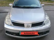 Nissan Tiida, 2005