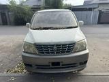 Toyota Grand Hiace 2001 года за 3 300 000 тг. в Алматы