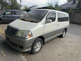 Toyota Grand Hiace 2001 года за 3 300 000 тг. в Алматы – фото 2