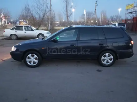 Toyota Caldina 1995 года за 1 500 000 тг. в Астана – фото 2