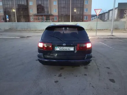 Toyota Caldina 1995 года за 1 500 000 тг. в Астана – фото 3