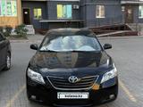 Toyota Camry 2007 года за 6 000 000 тг. в Актобе – фото 2
