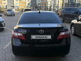 Toyota Camry 2007 года за 6 000 000 тг. в Актобе – фото 3