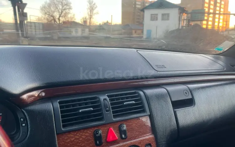 Mercedes-Benz E 230 1997 года за 3 300 000 тг. в Семей