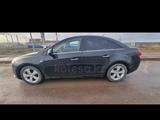 Chevrolet Cruze 2011 годаfor2 830 000 тг. в Астана – фото 5