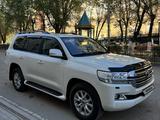 Toyota Land Cruiser 2016 года за 30 900 000 тг. в Караганда – фото 2