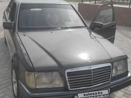 Mercedes-Benz E 200 1995 года за 1 400 000 тг. в Талдыкорган – фото 5