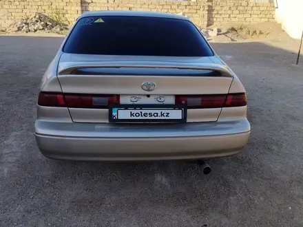 Toyota Camry 1997 года за 3 100 000 тг. в Актау – фото 3