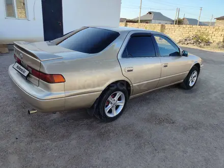 Toyota Camry 1997 года за 3 100 000 тг. в Актау – фото 7