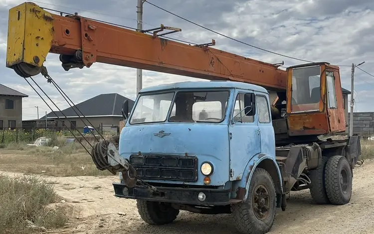 МАЗ  Автокраны 1971 года за 2 500 000 тг. в Жезказган