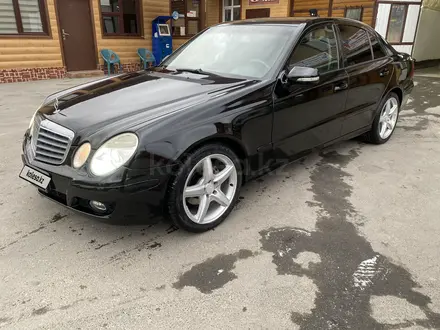 Mercedes-Benz E 500 2007 года за 7 200 000 тг. в Алматы