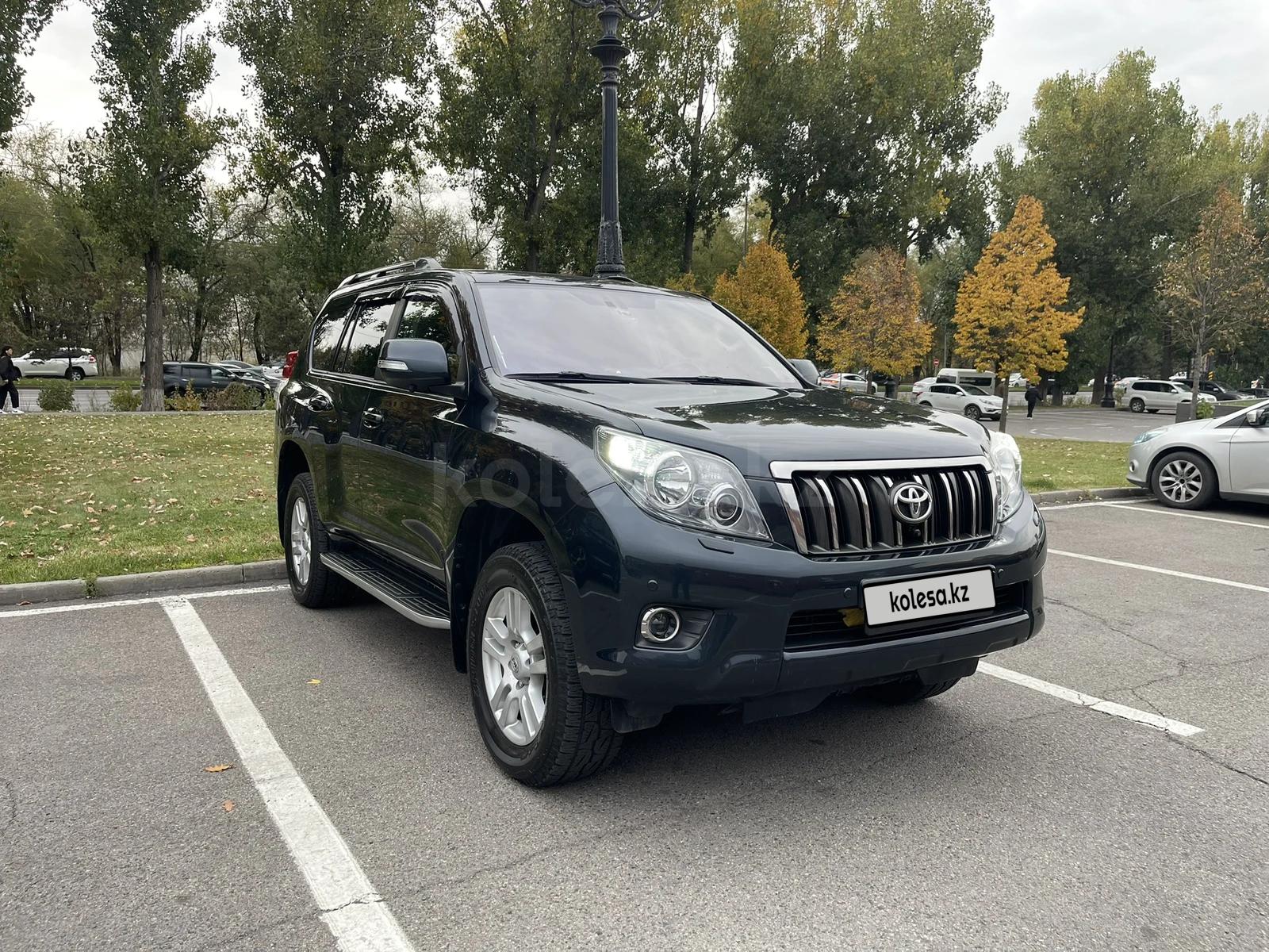 Toyota Land Cruiser Prado 2012 г.