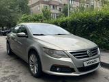 Volkswagen Passat CC 2010 года за 4 100 000 тг. в Алматы – фото 5