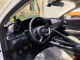Hyundai Elantra 2024 годаүшін8 600 000 тг. в Алматы – фото 3