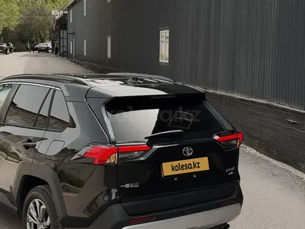Toyota RAV4 2025 года за 18 300 000 тг. в Алматы – фото 6