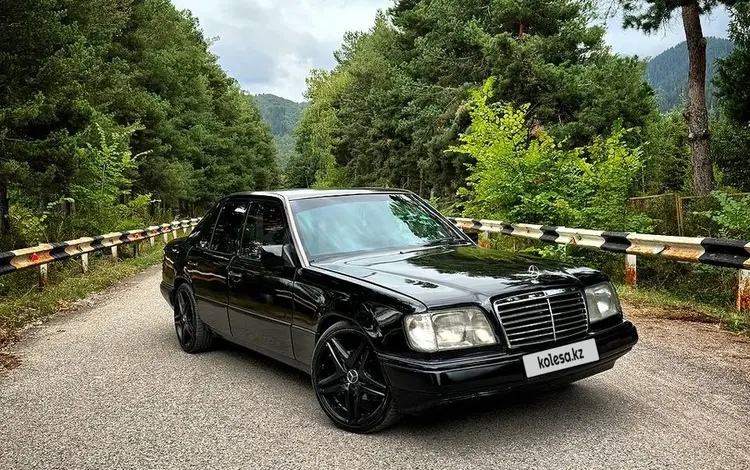 Mercedes-Benz E 280 1993 годаfor1 800 000 тг. в Алматы